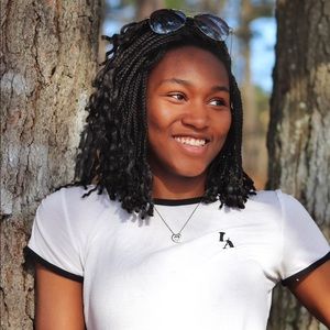 Meet your Posher, Ahnasia